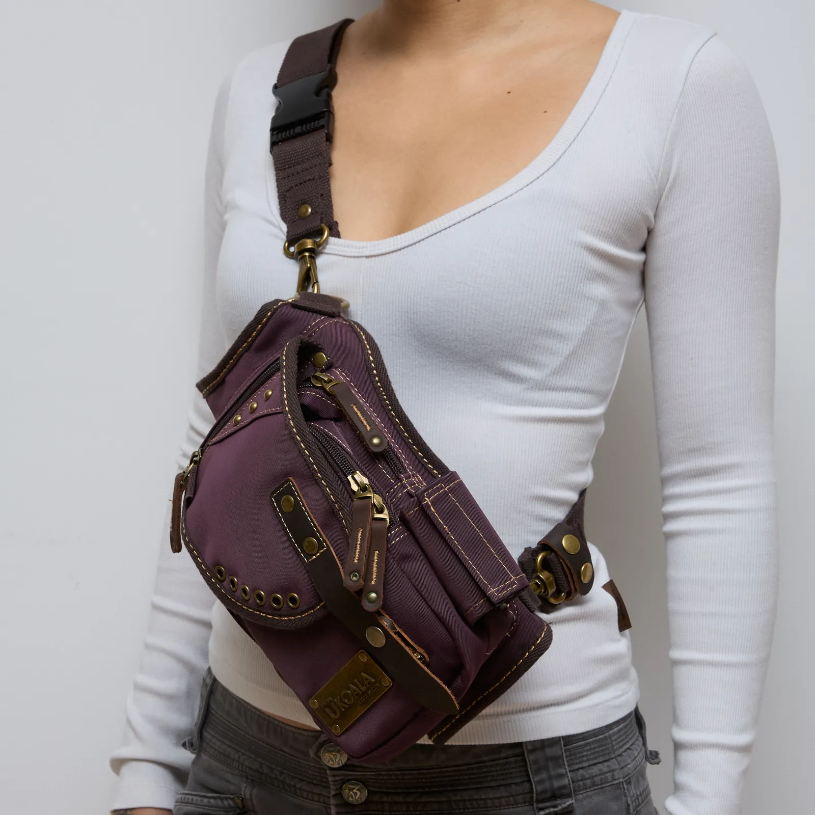 Sling wear configuration